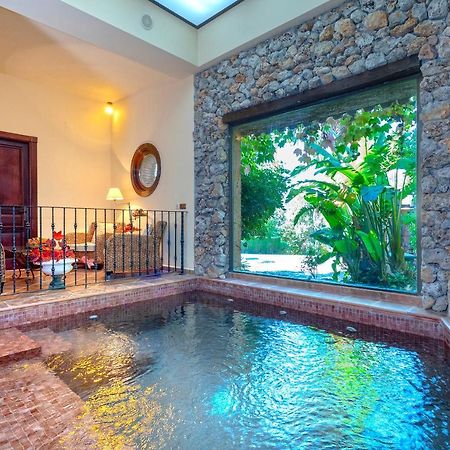 Casa Flores Con Piscina Interior Climatizada Alcaucín Екстериор снимка