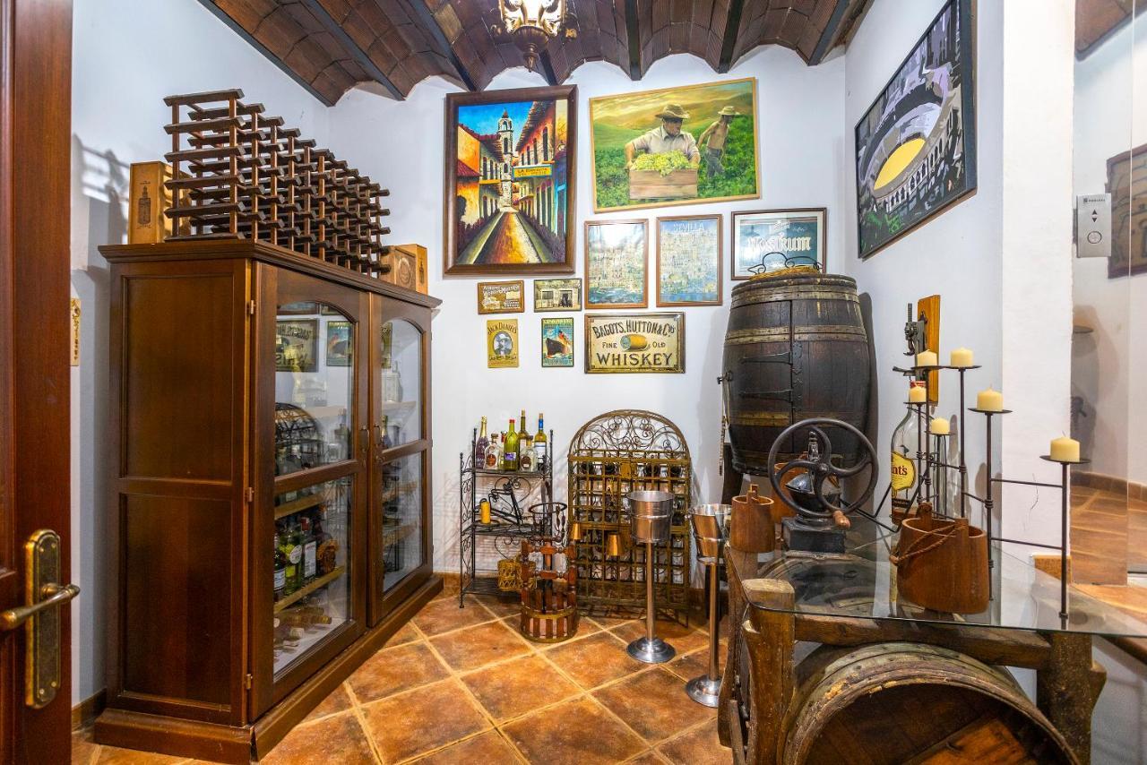 Casa Flores Con Piscina Interior Climatizada Alcaucín Екстериор снимка